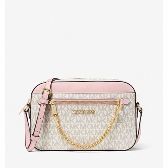 Handbags - Michael Kors crossbody